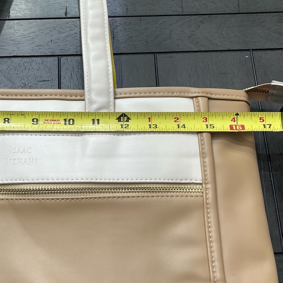 Isaac Mizrah large office bag. Has a laptop zip up soft cover as well. - Picture 3 of 16